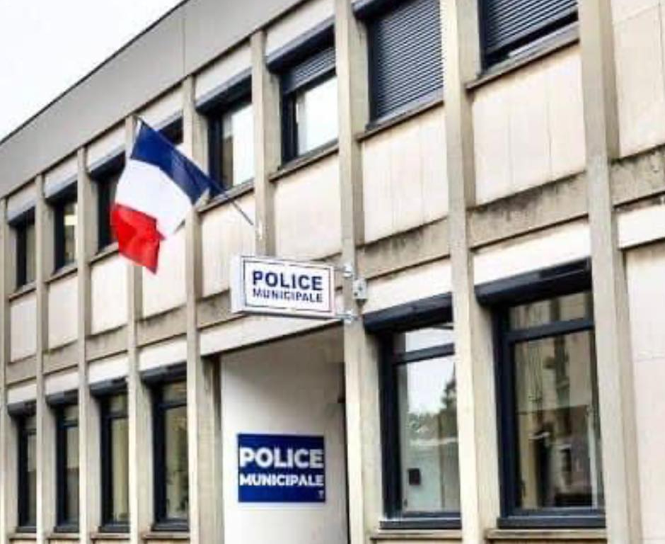 Inauguration police municipale sans accès PMR